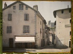 Image représentant Le château Saint-Etienne, vu depuis la rue Saint-Jacques
