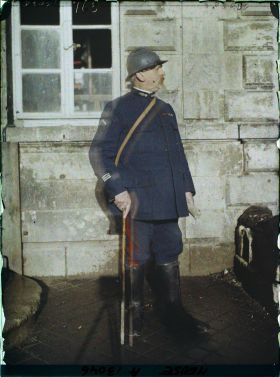 Image représentant France, Verdun, Capitaine des Sapeurs-Pompiers (Cap Martin)