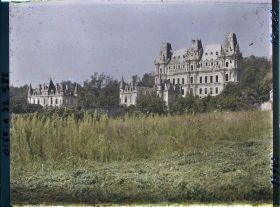 Image représentant France, Chiry, Le Château de Mennechet Sud Est