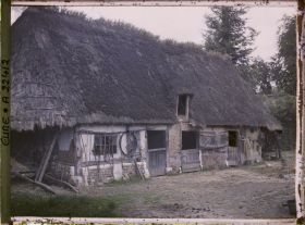 Image représentant Les écuries d'une ferme
