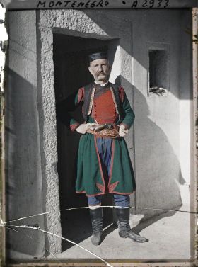 Image représentant Vuletic, directeur de la Banque du Monténégro, maire de la Commune