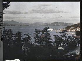 Image représentant Le détroit d'Ôno-Seto et le littoral vus depuis l'île