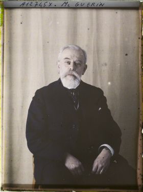 Image représentant https://musee-albert-kahn.s-museum.fr/home/NWQ2OTAwYzNmYjZlZTk1ZWQwODJmMjY4L2dlbmVyaWMtbm90aWNlLXRhYi9hdXRob3JpdHkvNjE3YTc5ZjVjZjhiODk2OGIzMzM3ZDIx/5d6900c3fb6ee95ed082f268/generic-notice-tab/authority/617a79ebcf8b8968b3336ded Monsieur Guérin