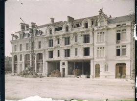 Image représentant France, St Mihiel, Immeubles Place des Halles