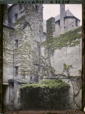 Image représentant Restes d'une maison Renaissance vue de la cour