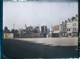 Image représentant France, Arras, Petite place vers  Emplacement de l'Hôtel de Ville
