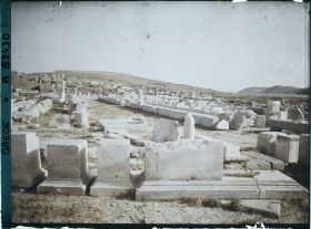 Image représentant L'avenue des Processions vue des Propylées