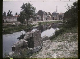 Image représentant France, Armentières, Les rives de la Lys et nouvelles maisons