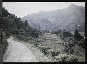 Image représentant Vue probable de la vallée de la Tamagawa