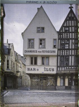 Image représentant La rue Cérès et la place des Marchés (aujourd'hui place du Forum)