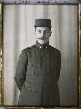 Image représentant L'opérateur  https://musee-albert-kahn.s-museum.fr/home/NWQ2OTAwYzNmYjZlZTk1ZWQwODJmMjY4L2dlbmVyaWMtbm90aWNlLXRhYi9hdXRob3JpdHkvNjE3YTc5ZjVjZjhiODk2OGIzMzM3ZDIx/5d6900c3fb6ee95ed082f268/generic-notice-tab/authority/617a79eacf8b8968b3336578 Fernand Cuville