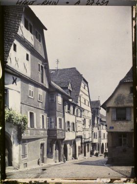 Image représentant France, Riquewihr, La grande Rue vue de la Dolder