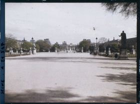 Image représentant Les Tuileries et le Louvre