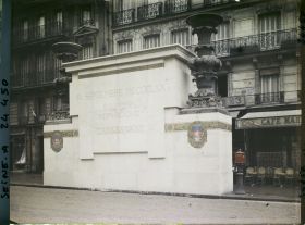 Image représentant Décor rue Soufflot pour le Cinquantenaire de la IIIe République