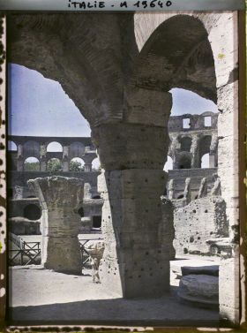 Image représentant Intérieur du Colisée, autre vue