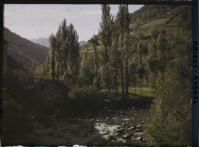 Image représentant Le Lez vers l'amont à Ourjout