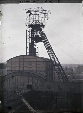 Image représentant Prusse, Ickern Vicktor, Chevalement du puits 3