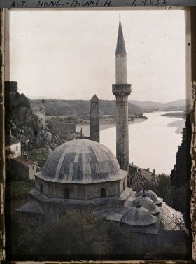 Image représentant Le minaret et la tour d'horloge