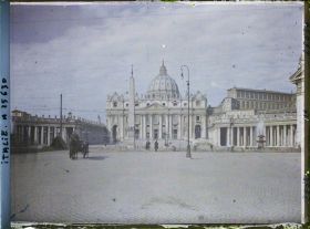 Image représentant Vue d'ensemble de la place et de la basilique Saint-Pierre