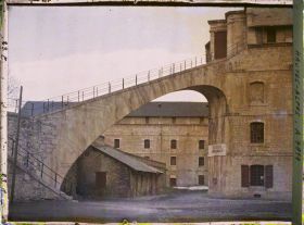 Image représentant L'escalier monumental de la caserne Rochambeau