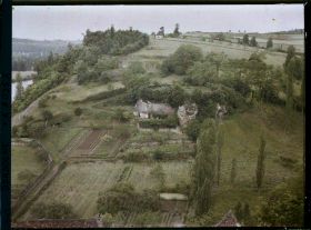 Image représentant Périgord, Le Bugue, Vue du Bugue prise d'en haut et d'ensemble