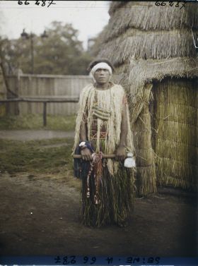 Image représentant L'Exposition Coloniale Internationale de 1931, un homme kanak