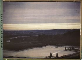 Image représentant Boulogne à l'aube, vu depuis le parc