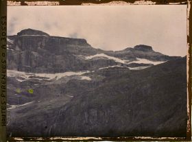 Image représentant France, Tour et Casque du Marboré vu de l'hôtellerie