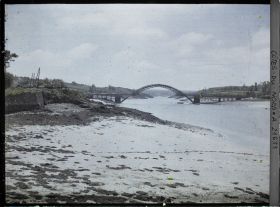 Image représentant Le Jaudy vers l'amont, vue prise du pont Canada
