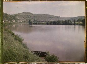 Image représentant France, Cahors, Bords du Lot devant Cahors vers l'amont