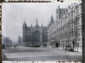 Image représentant Le parlement vue vers White Hall