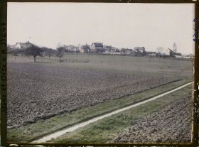 Image représentant France, Les Clayes, Vue d'ensemble du Village