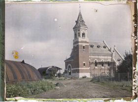 Image représentant France, Ecurie, Eglise en construction