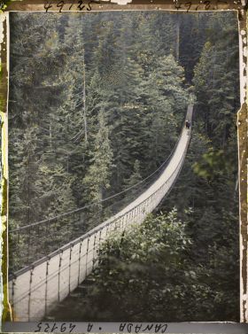 Image représentant Canada, Vancouver, Capilano Canyon- Le pont suspendu (200 pieds) 1er Canyon