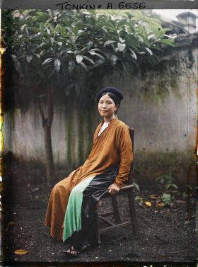 Image représentant Une jeune femme de classe aisée