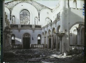 Image représentant Turquie, Cassaba, Intérieur de l'Eglise Grecque incendiée