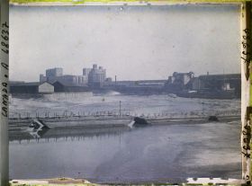 Image représentant Canada, Montréal, Une vue s/ le Port et Elévateurs autre aspect