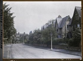Image représentant Une rue résidentielle