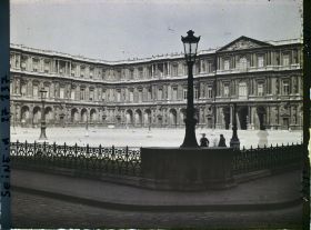 Image représentant La Cour Carrée du Louvre