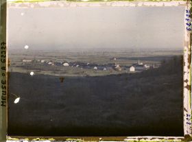 Image représentant Meuse, Les Eparges, La plaine de Woëvre vue de la Crête des Eparges avec le Village de Combres