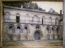 Image représentant France, St Martory, Cloître de Bonnefont vu d'ensemble (XIIe et XIIIe s.)