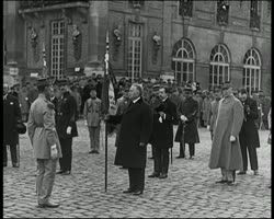 Image représentant Cérémonie de remise de drapeaux par M. Doumergue, président de la République