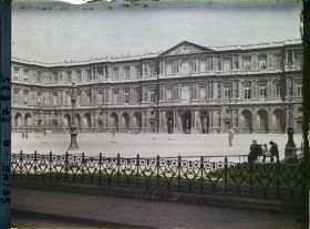 Image représentant La Cour Carrée du Louvre