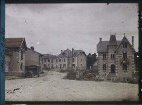 Image représentant France, Vienne le Château Marne (475 h.), la Place