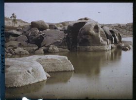 Image représentant Marmites du Nil à proximité du barrage hydraulique
