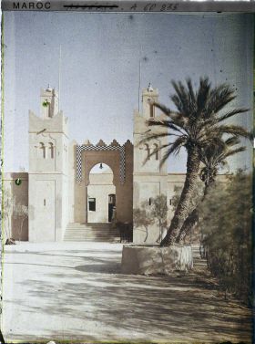 Image représentant L'entrée du Bureau arabe