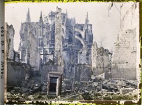 Image représentant France , Reims, Vue sur la Cathédrale