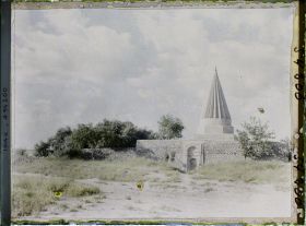 Image représentant Tombeau yézidi