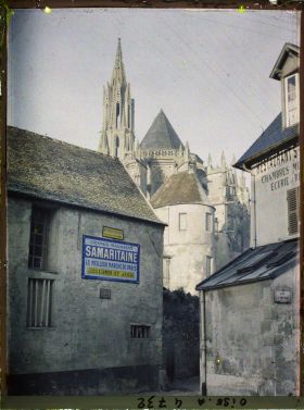 Image représentant Le chevet et la flèche de la cathédrale