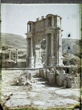 Image représentant L'Arc de Caracalla, vestiges de de la cité antique Cuicul